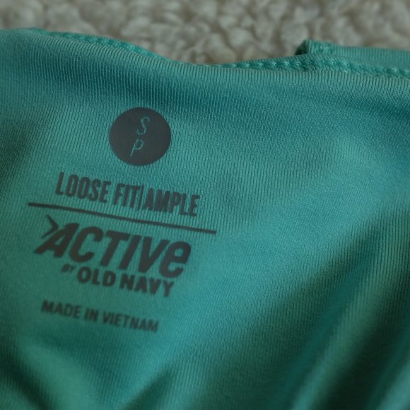 Old Navy Workout Tank Top - Picture 3 of 3